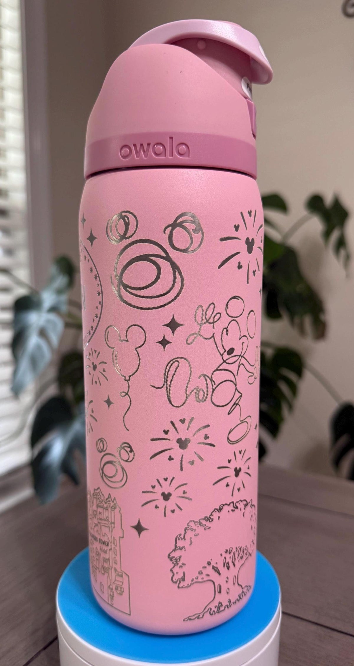Personalized Magical Theme Park Inspired Owala Tumbler 32oz | Custom Name & Hometown Tag | Park Icons | Fireworks and Balloons